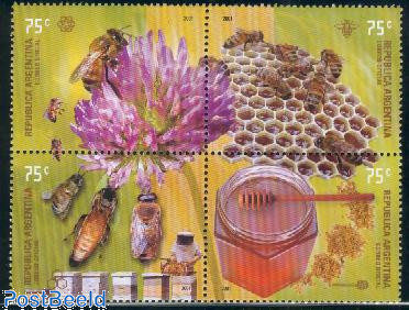 Bees 4v [+]