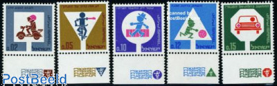 Traffic safety 5v