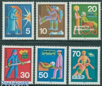 Public services 6v